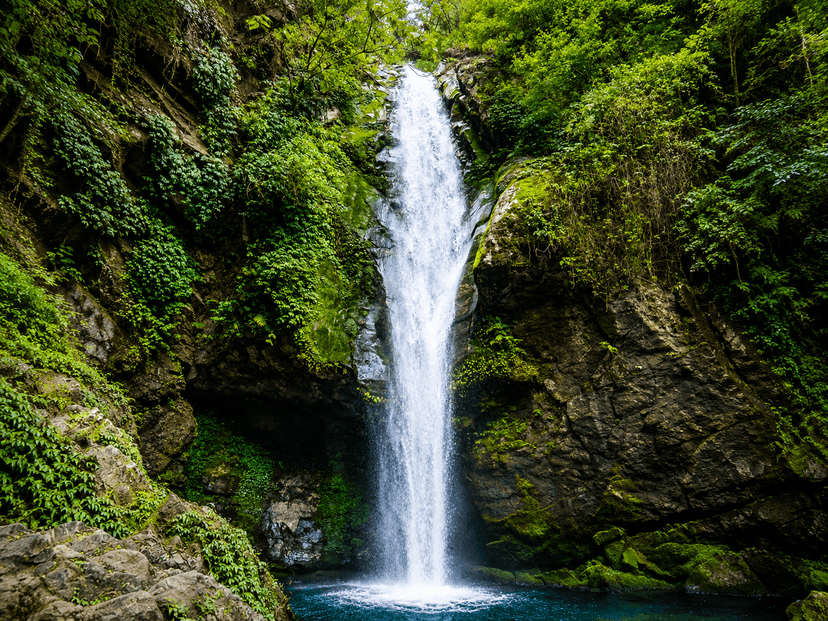 Kanchenjunga Falls