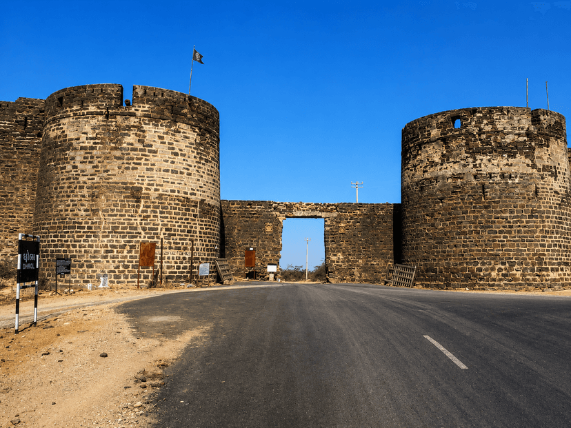 Lakhpat Fort