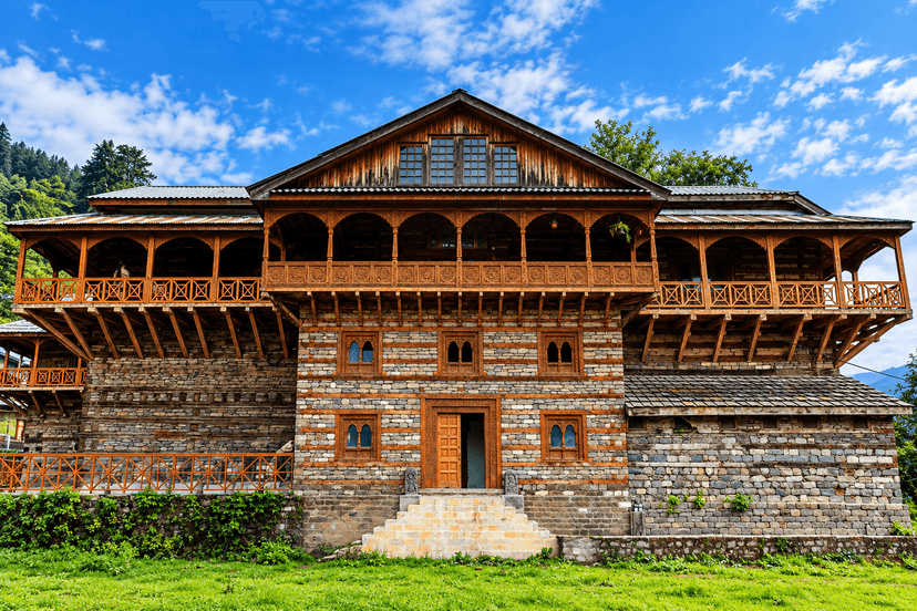 Naggar Castle