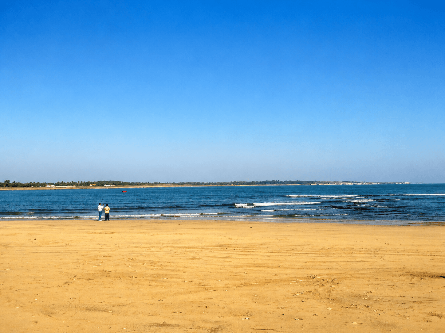Nagoa Beach Leisure