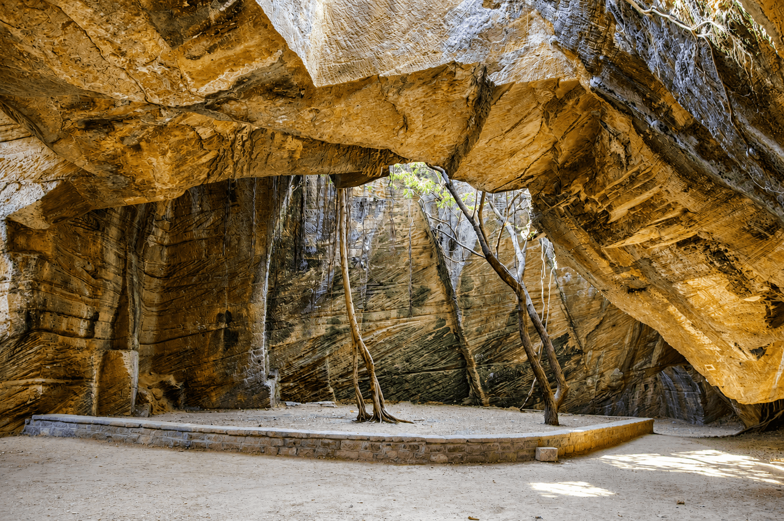 Naida Caves Exploration