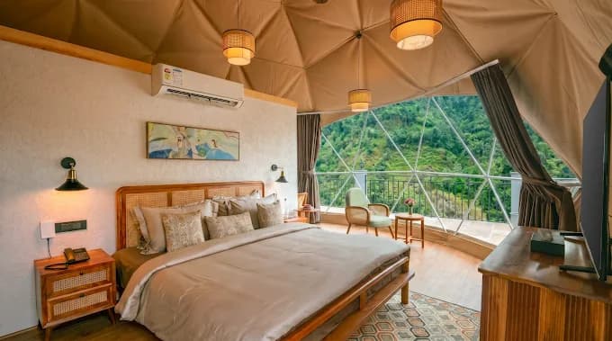 Luxury Domes