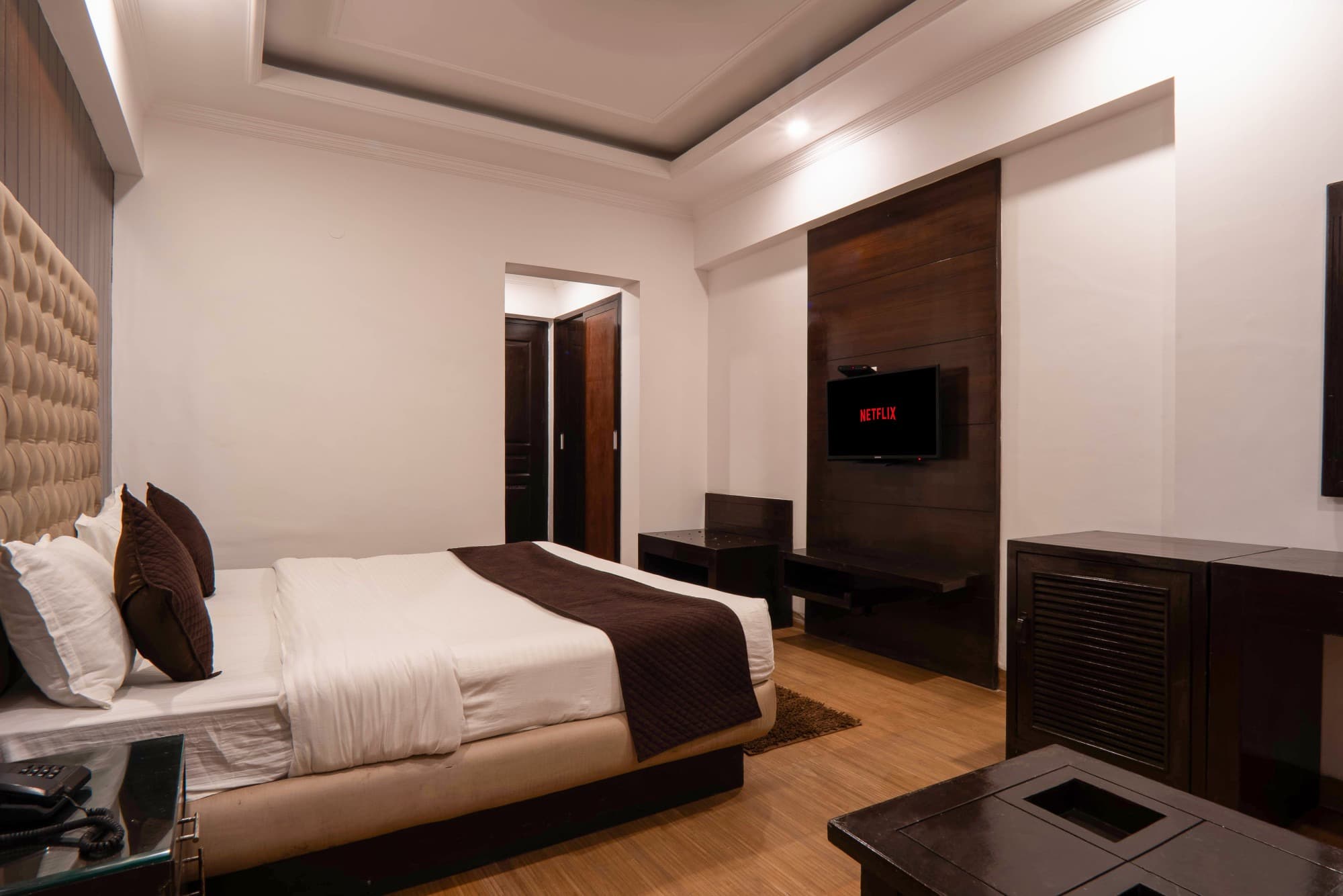 Deluxe Non-View Room