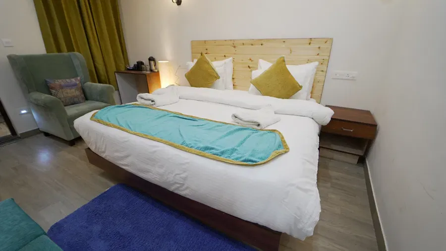 Double Bed Premium