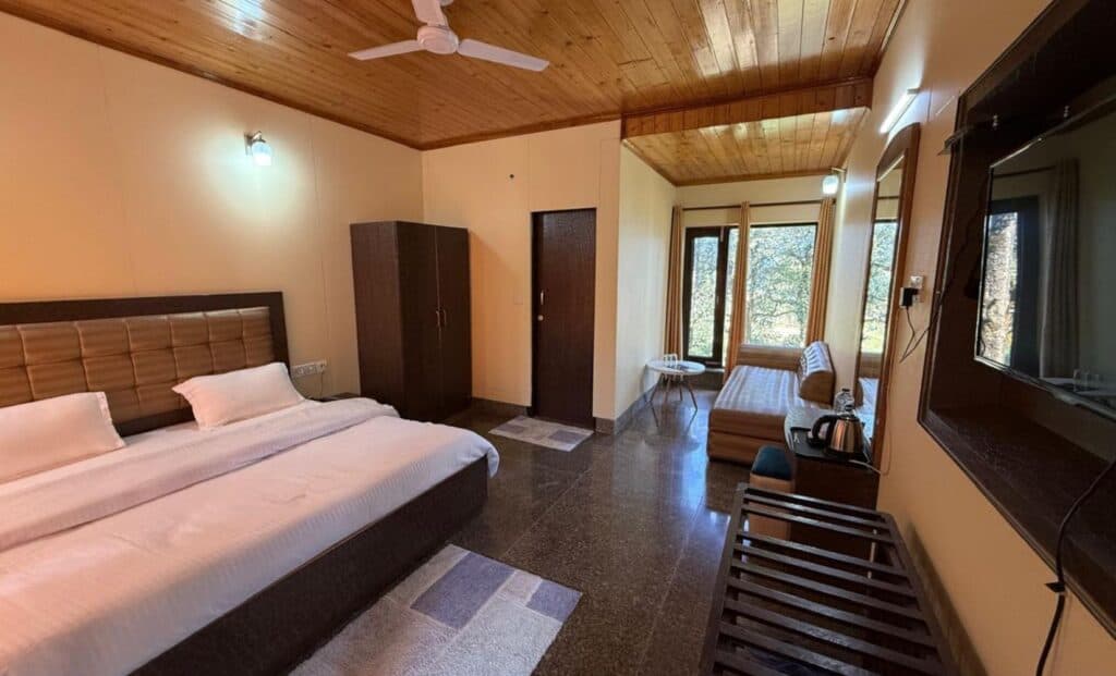 Neelgagan Resort photo 2
