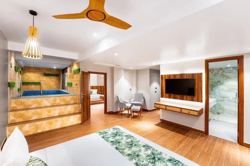 2 Bedroom suite with Punge pool and Balcony