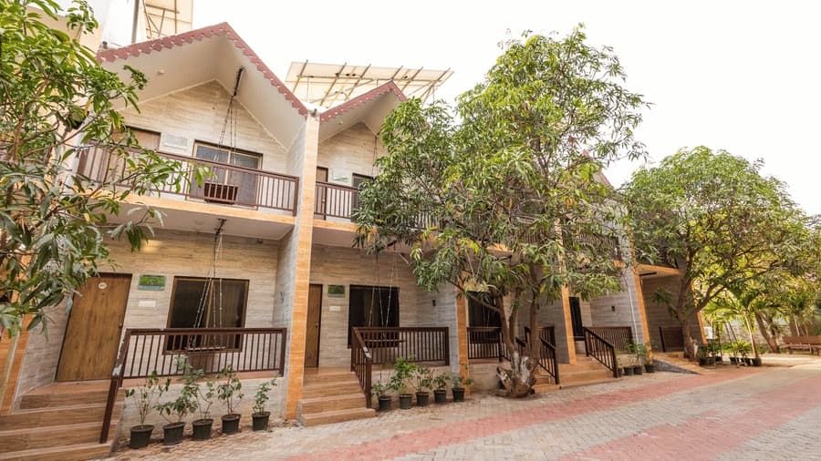 Daksh Resort and Amusement Park