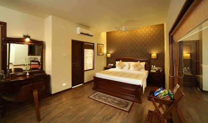Atrium room