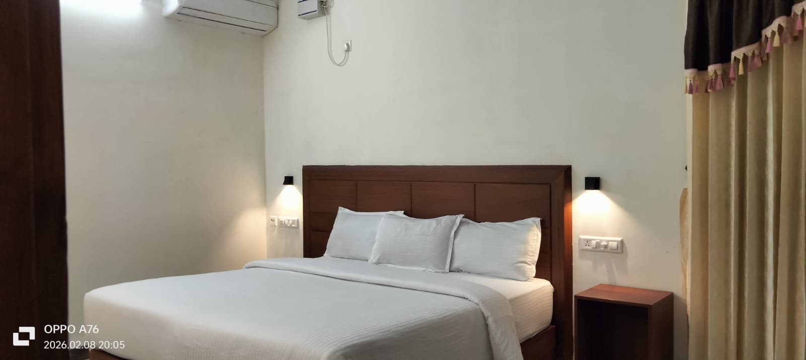 Double AC Room (2 Pax)