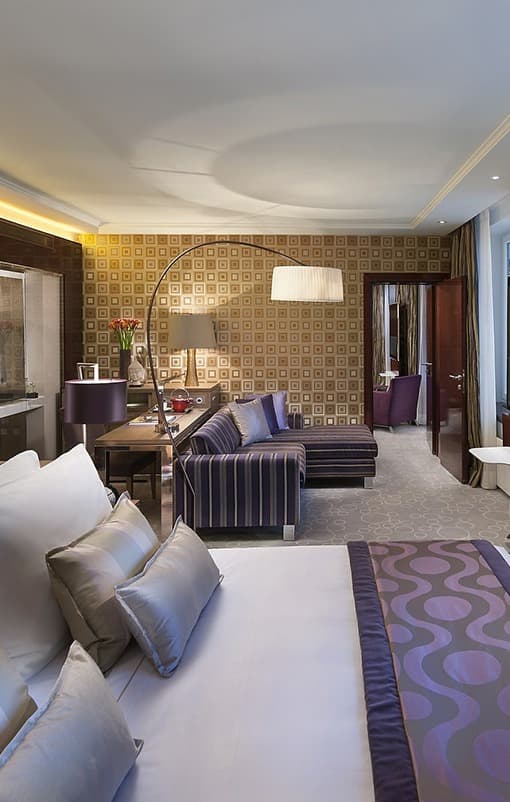Premium room with bathtub