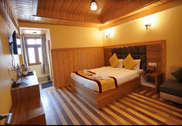 PREMIUM VIEW ROOM