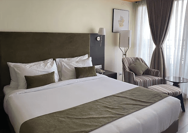 Kanchenjunga Suites with Balcony