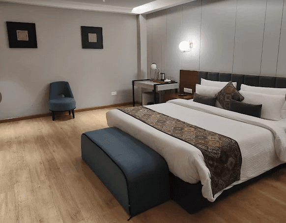Kanchenjunga Suites with Balcony