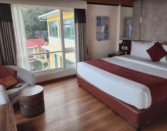 PREMIUM VIEW ROOM WITH LAWN