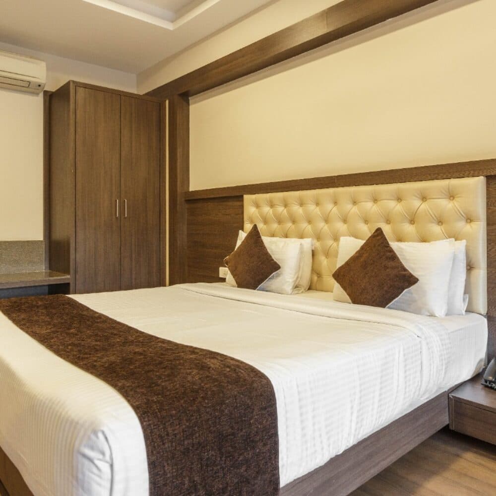Comfort Rooms