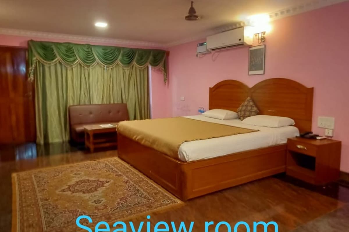SEA VIEW ROOM