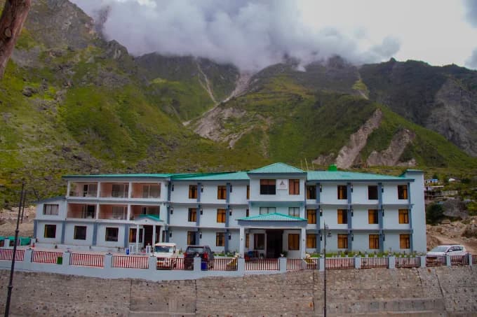 Amritara The Avadh, Badrinath