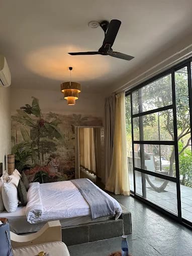FOREST BUNGALOW