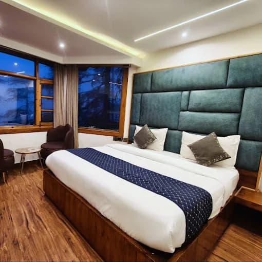 Hotel Shimla Royale by SV Hospitality photo 2