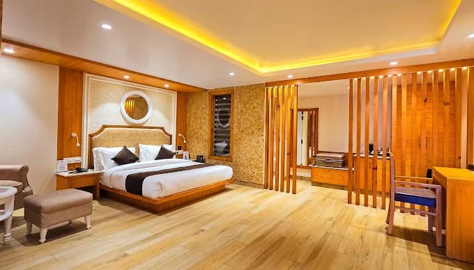 Club Room With balcony