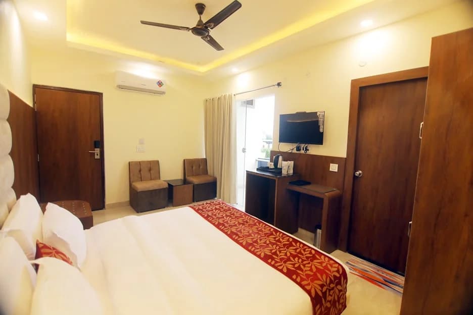 Executive Room