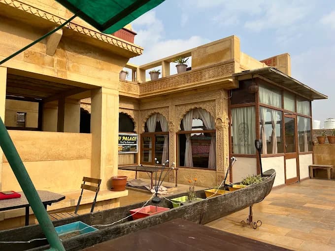 Shahi Palace Hotel