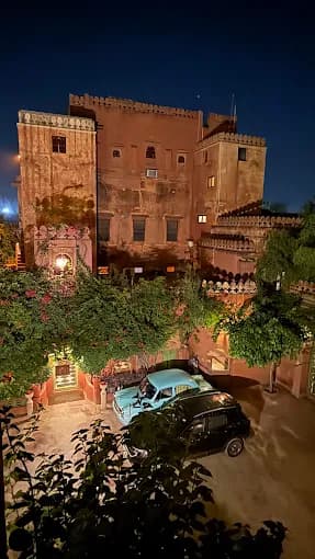 Hotel Bhairon Vilas
