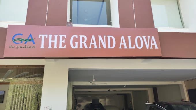 Kamay The Grand Alova