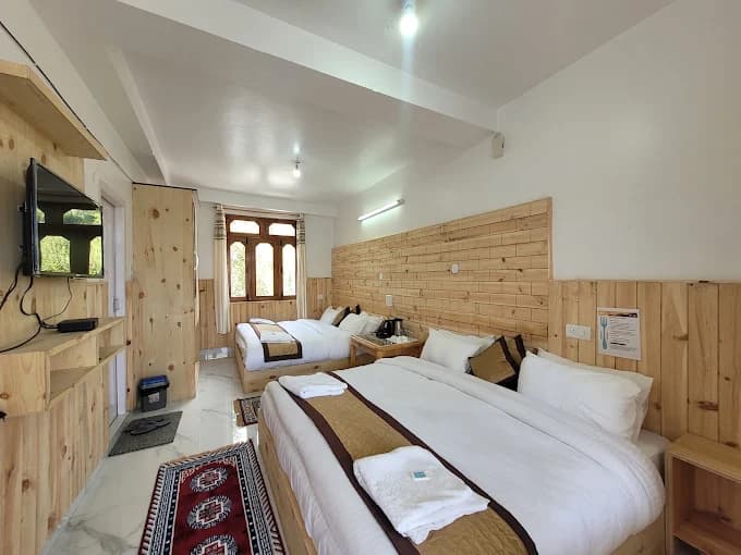 4 Bed Deluxe Room 4 Pax Each