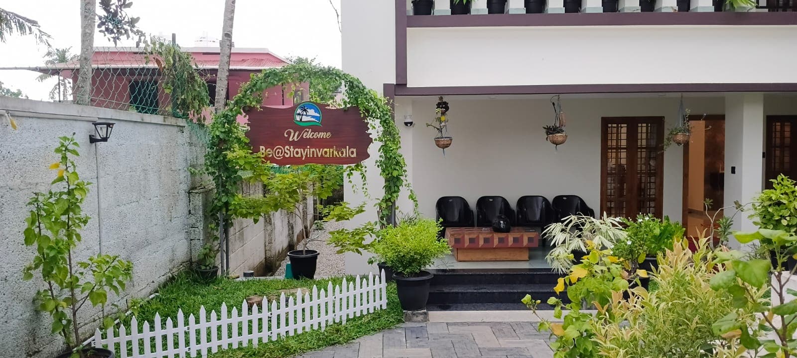 Varkalavilla Home Stay
