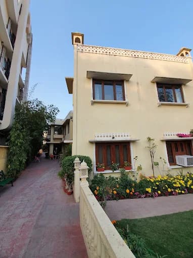 Dera Rawatsar Heritage Hotel photo 5