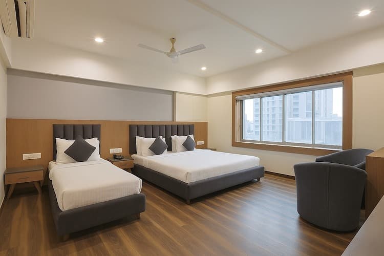 Deluxe Triple Room