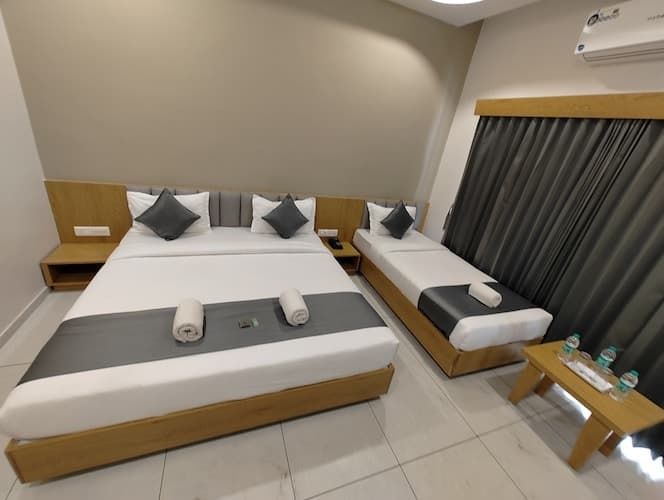 Deluxe Triple Bed