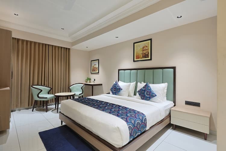 Hotel Royal Town photo 3