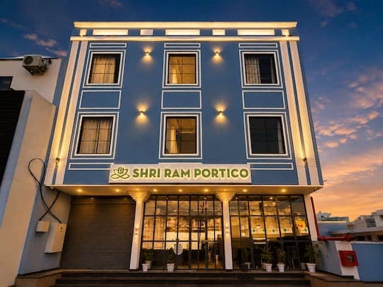 SHRI RAM PORTICO