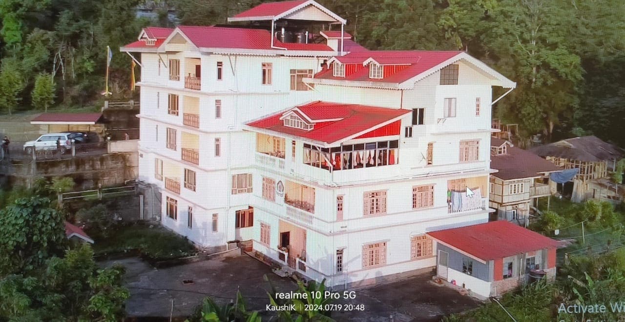 Jamyang Retreat