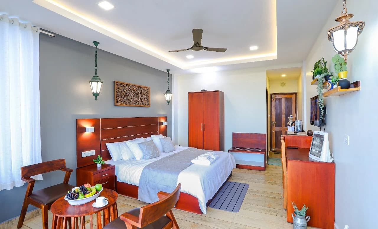 PREMIUM ROOM WITH BALCONY