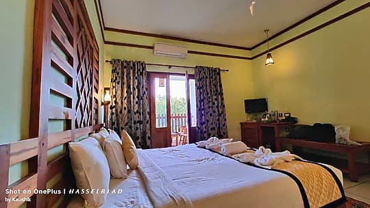 Super deluxe room a/c