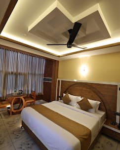 Deluxe Rooms