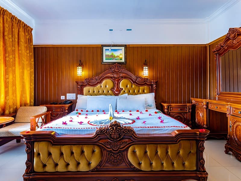 Valley View Honeymoon Cottage
