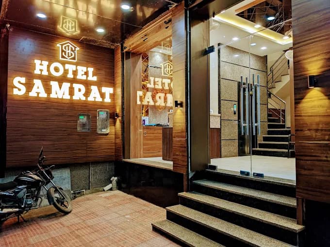 Hotel Samrat