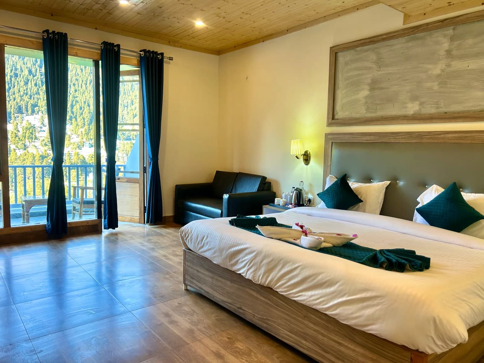 Classic Mountain View Room