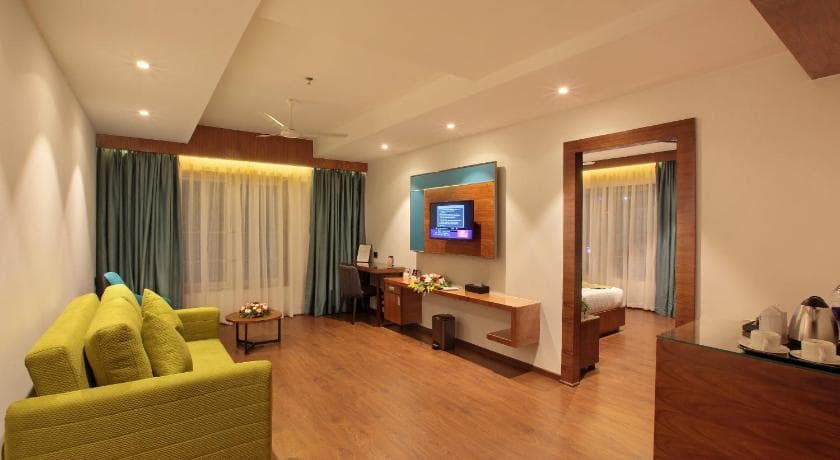 Hotel Ceasar Palace Kottayam photo 3