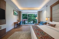 PANORAMIC ROOM
