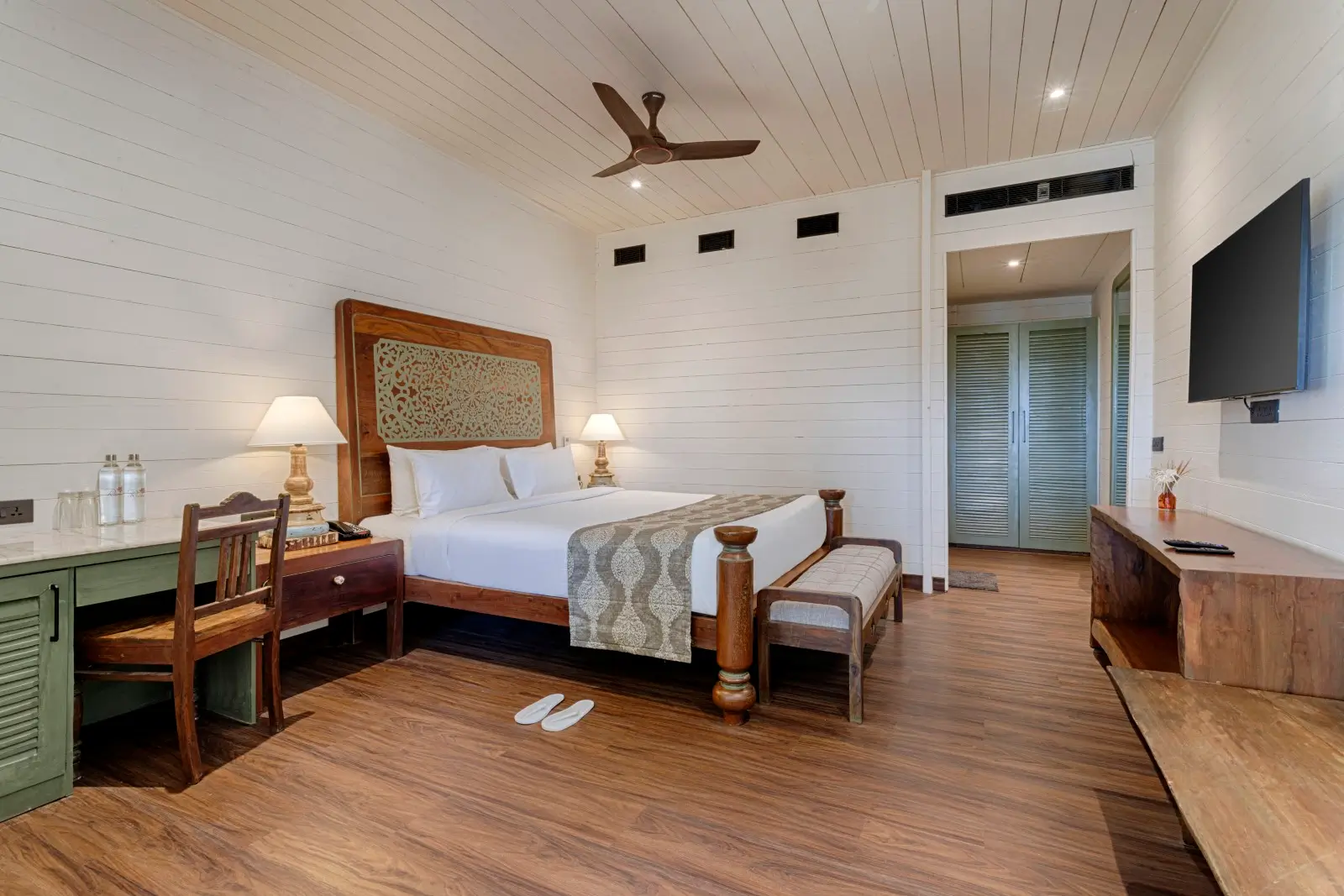 Premium see View Room