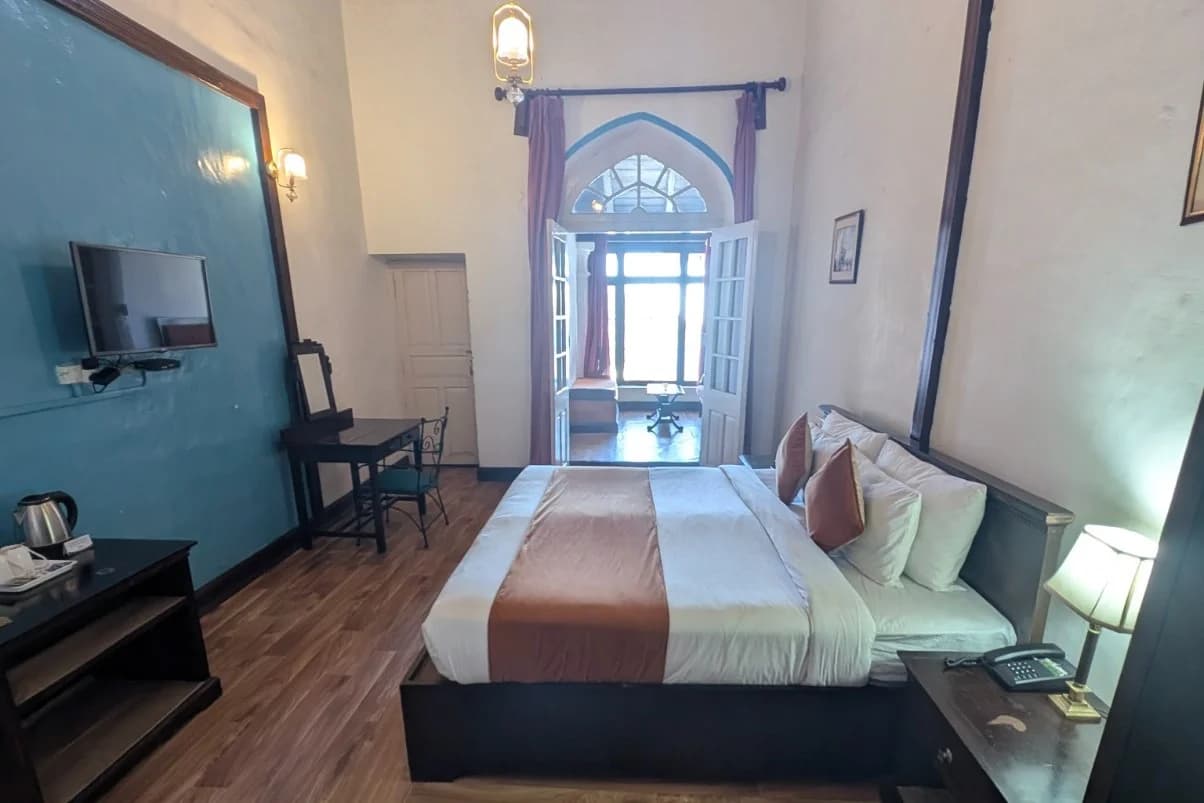 Premium room