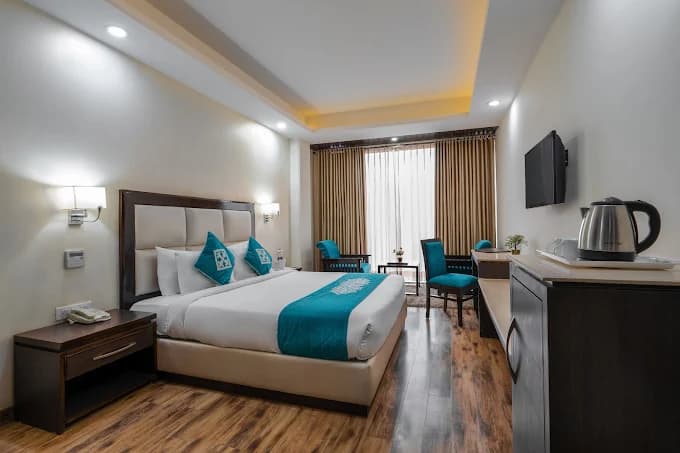 PREMIUM ROOM