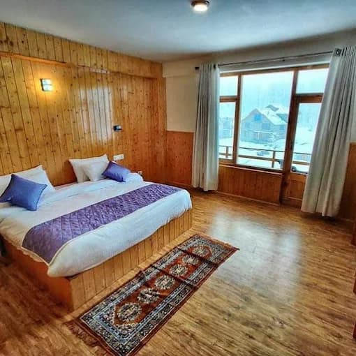 Premium room