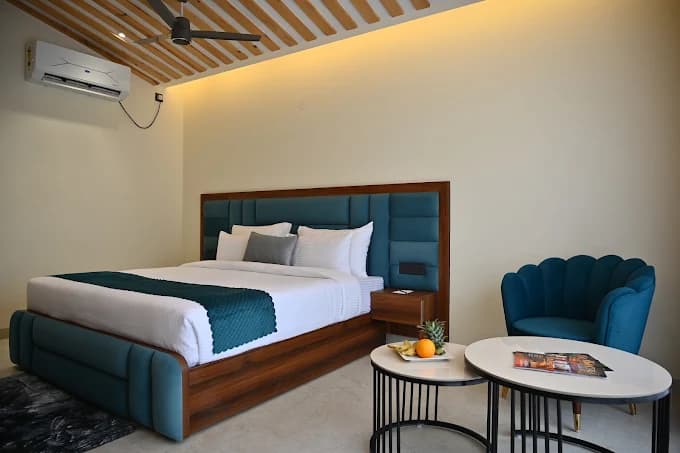 Premium Room with Balcony/Patio