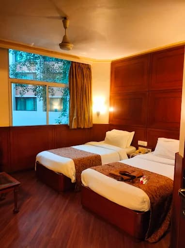 COMFORT INN PRESIDENT photo 3